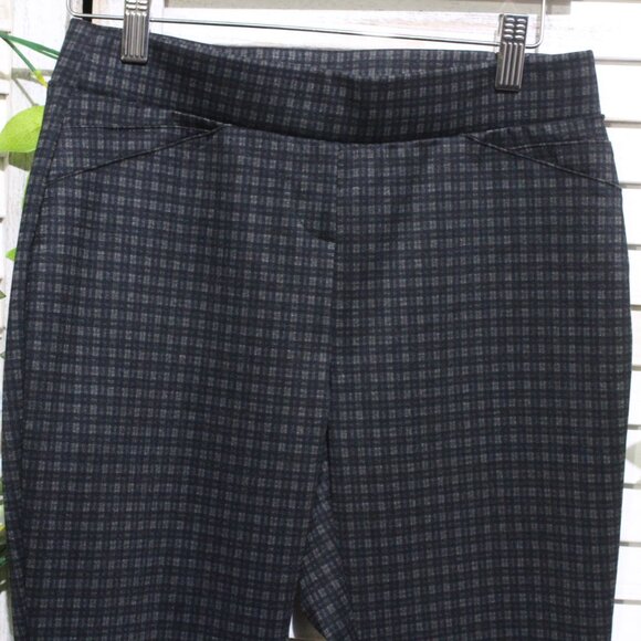 Calvin Klein pull-on plaid tapered stretch pants (492) - Picture 4 of 10